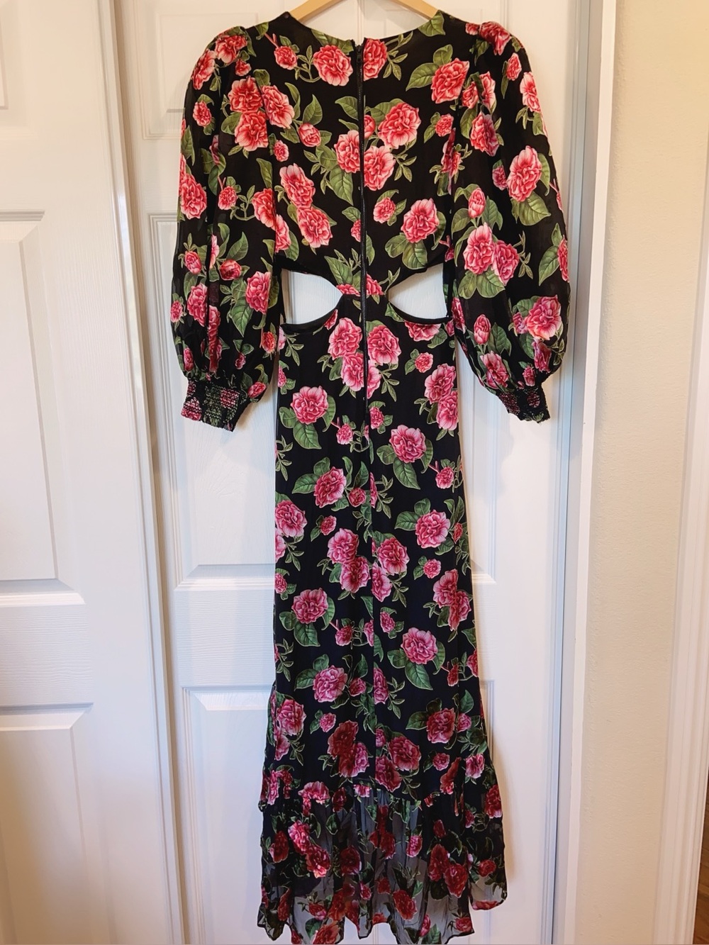 NWT $795 Alice + Olivia Katia Twist-Front Cutout Maxi Dress - Picture 11 of 14